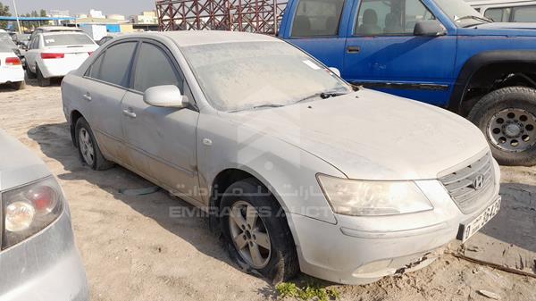 Photo 8 VIN: KMHEU41MBBA806527 - HYUNDAI SONATA 