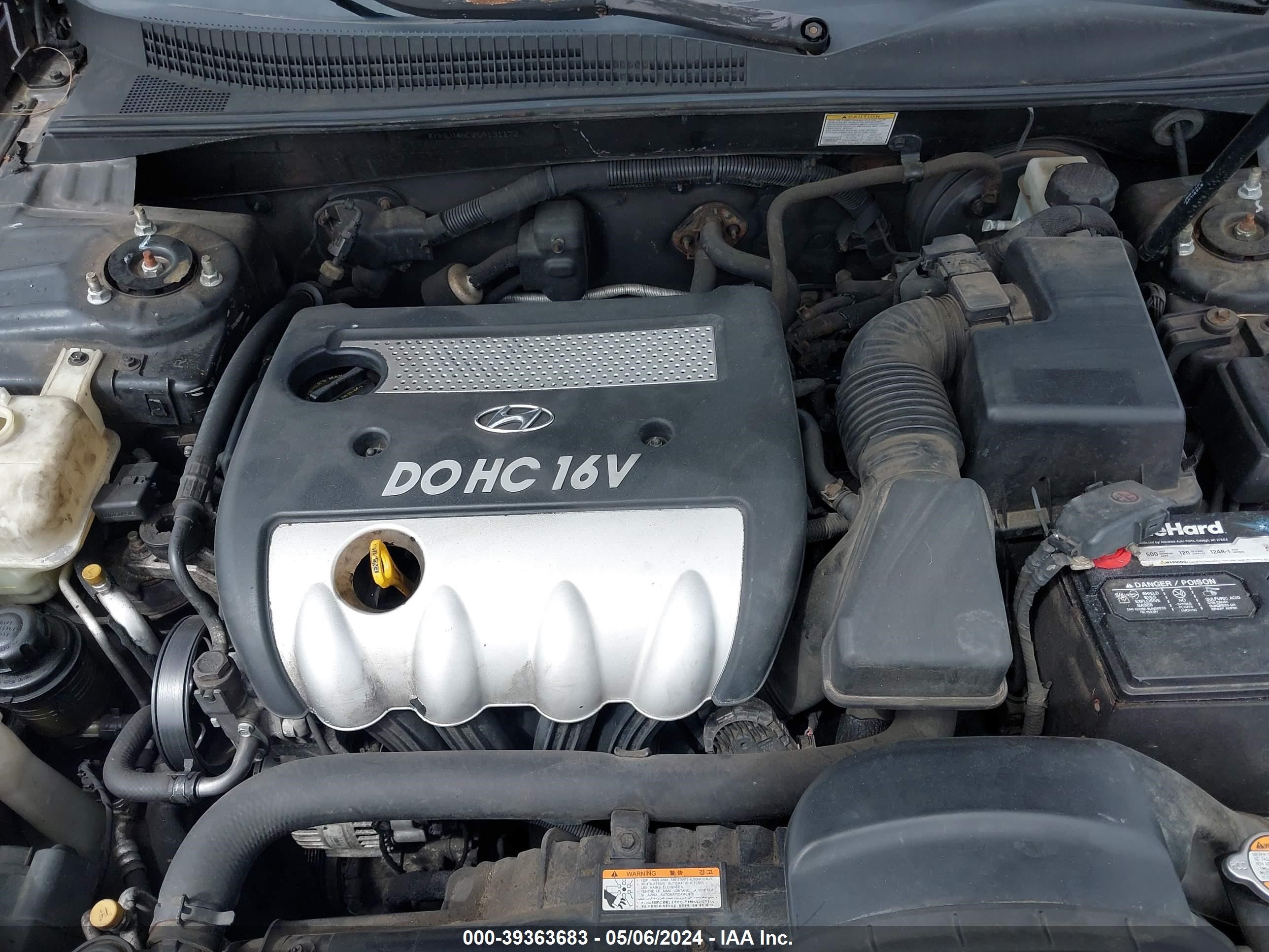 Photo 9 VIN: KMHEU46C06A131172 - HYUNDAI SONATA 