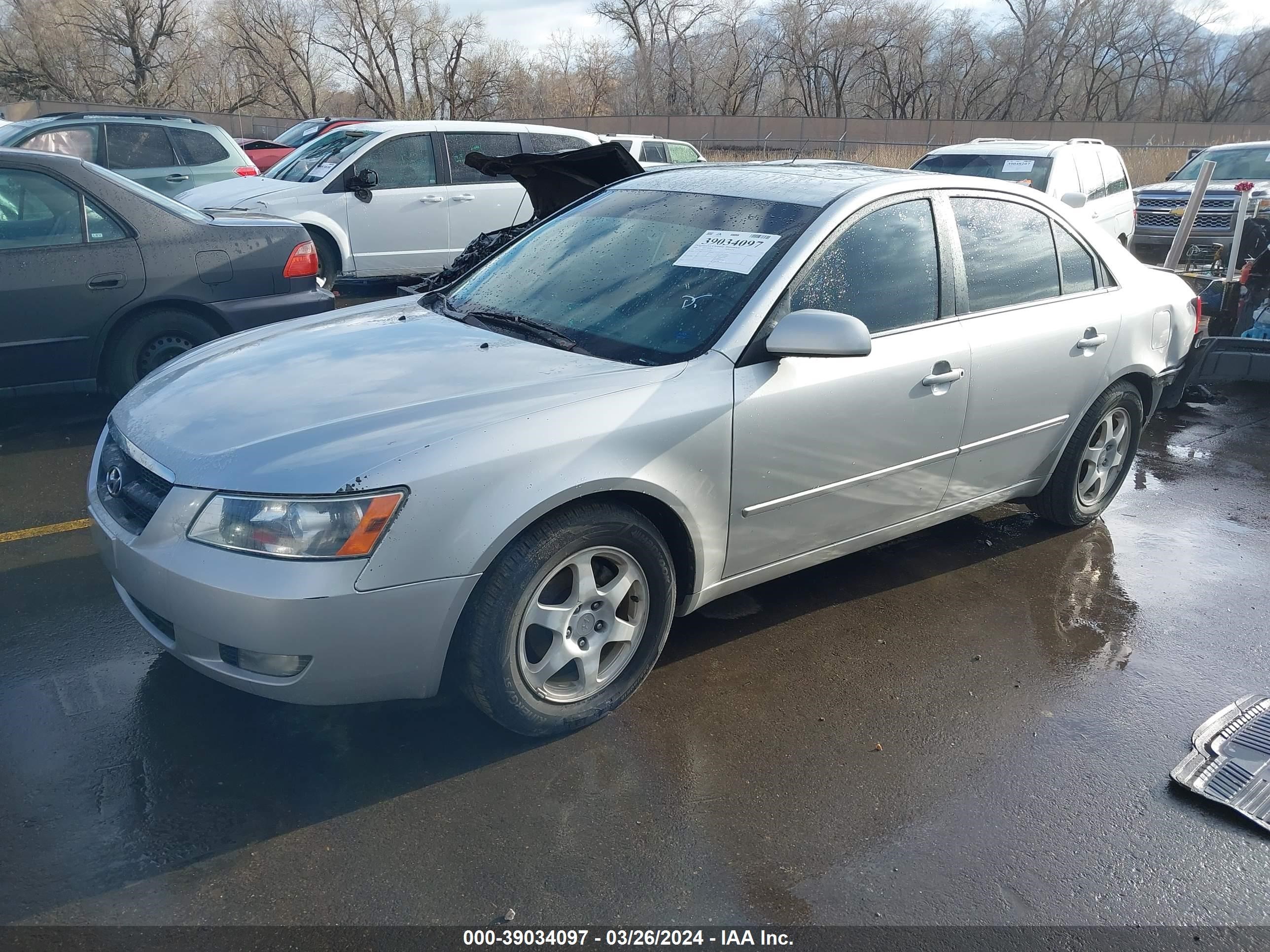 Photo 1 VIN: KMHEU46C76A124784 - HYUNDAI SONATA 