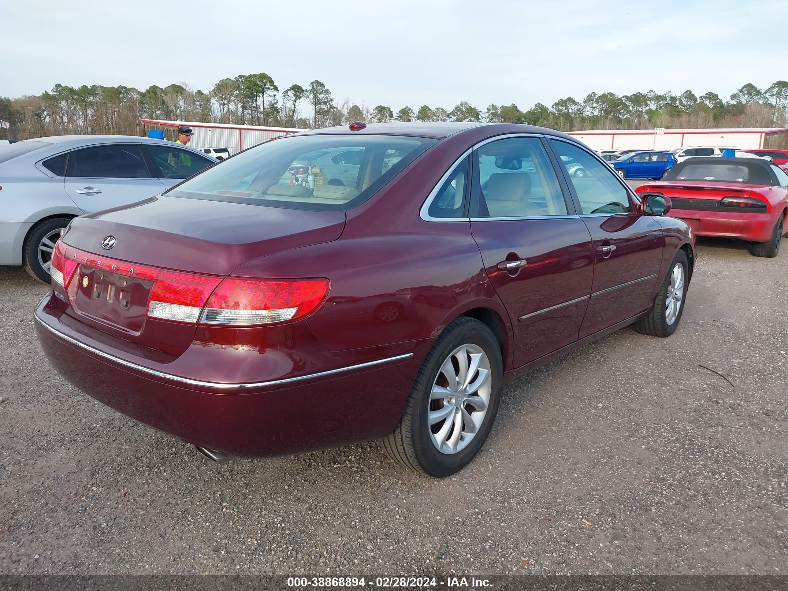 Photo 3 VIN: KMHFC46D78A333610 - HYUNDAI AZERA 