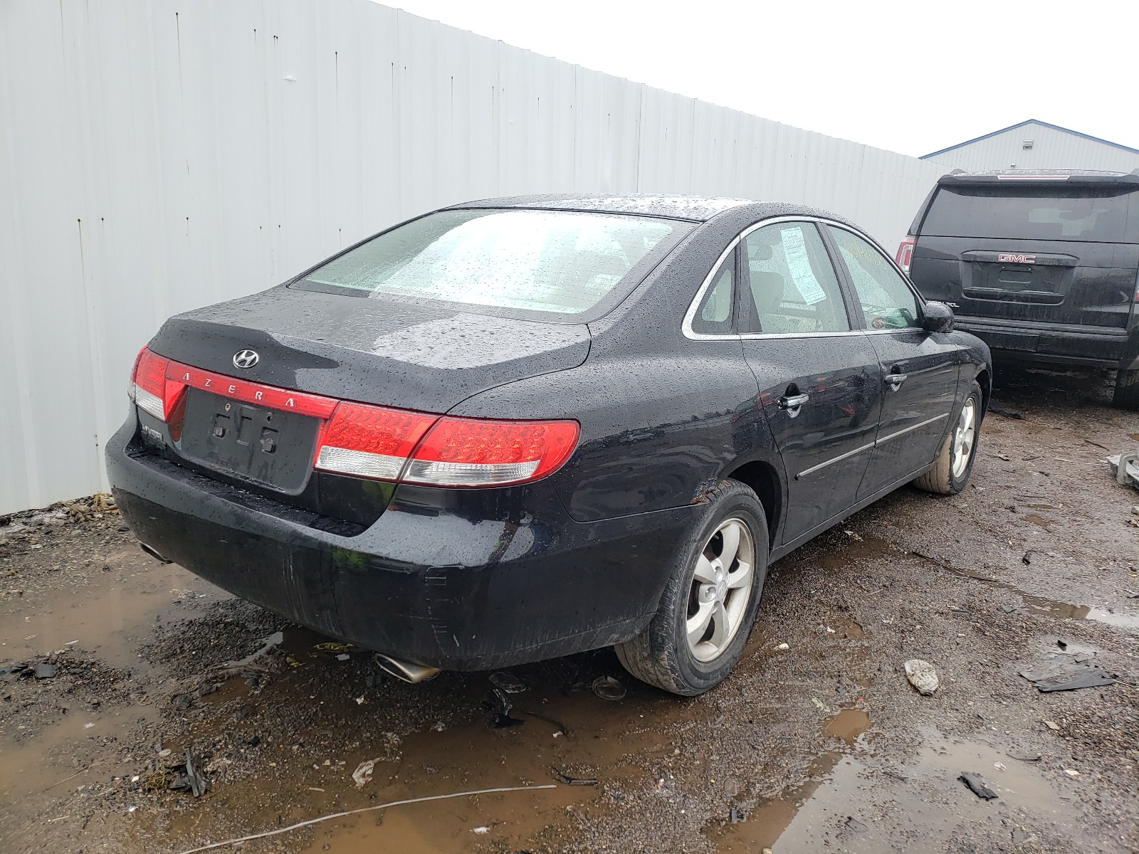 Photo 3 VIN: KMHFC46F07A137797 - HYUNDAI AZERA SE 