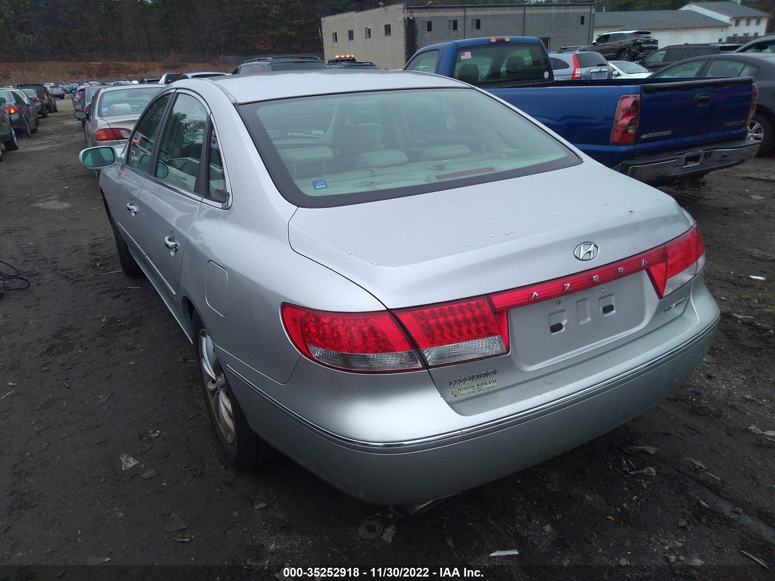 Photo 2 VIN: KMHFC46F26A130784 - HYUNDAI AZERA 