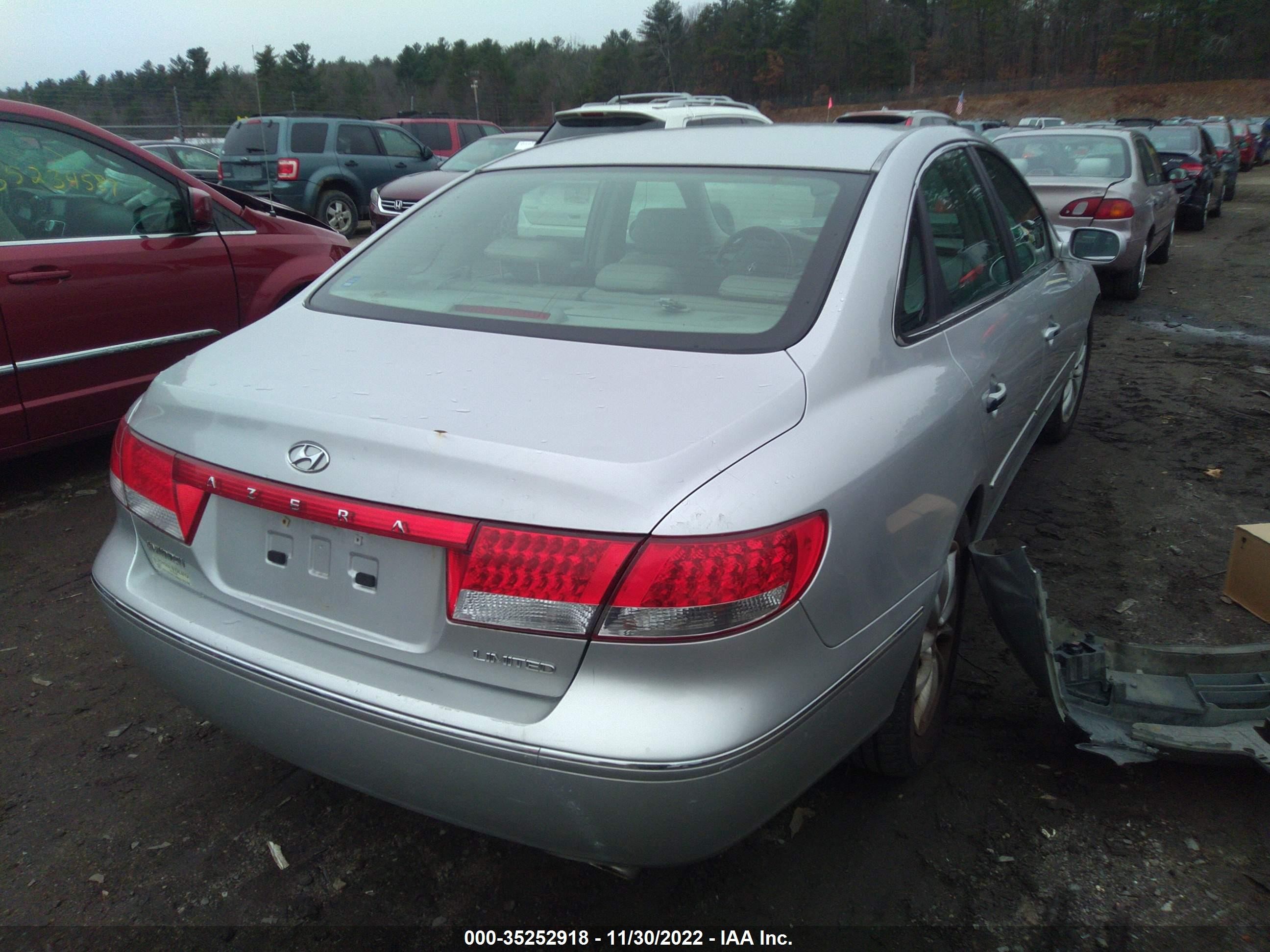 Photo 3 VIN: KMHFC46F26A130784 - HYUNDAI AZERA 