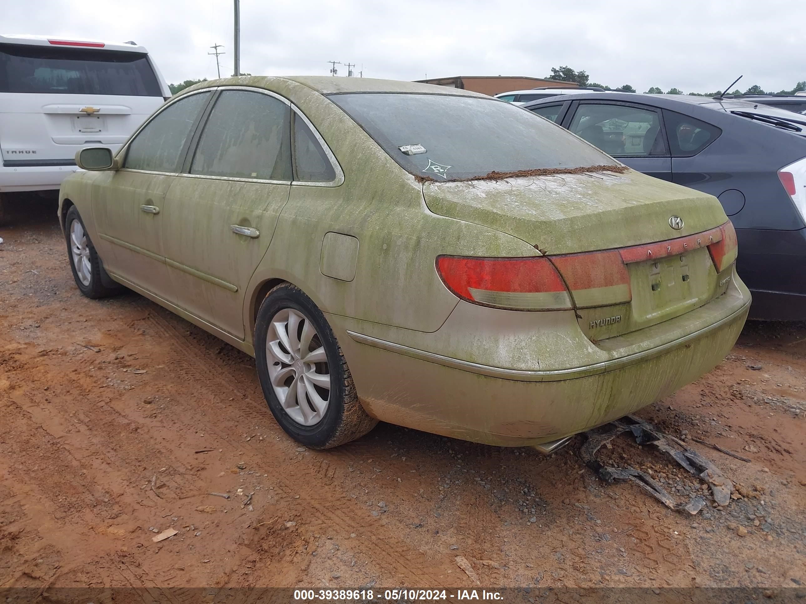 Photo 2 VIN: KMHFC46F27A190839 - HYUNDAI AZERA 