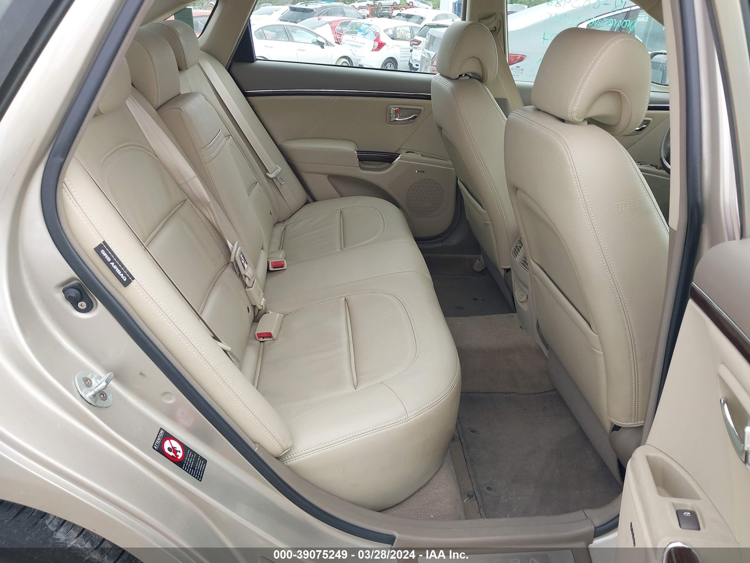 Photo 7 VIN: KMHFC46F29A380675 - HYUNDAI AZERA 