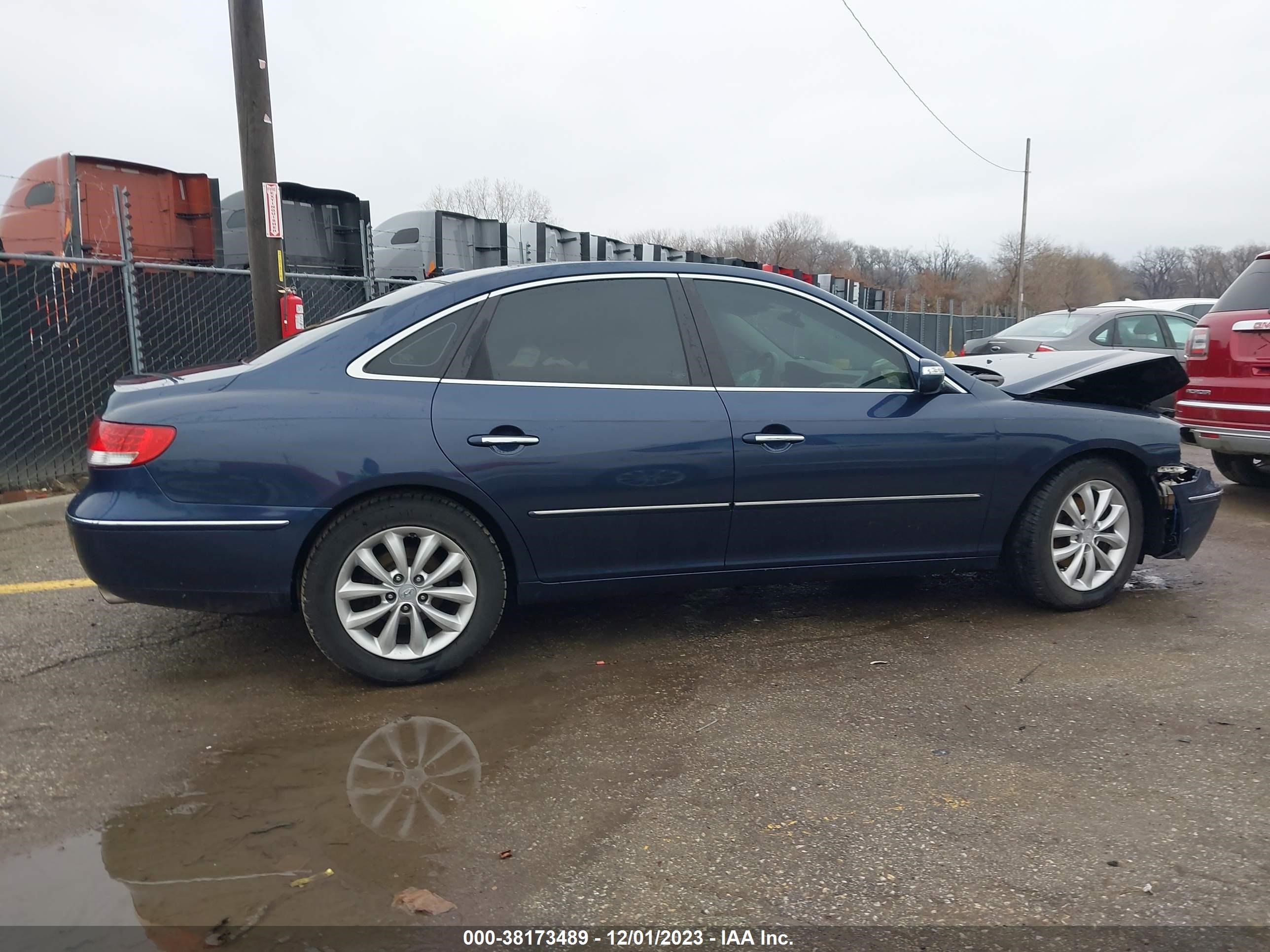 Photo 12 VIN: KMHFC46F38A256784 - HYUNDAI AZERA 