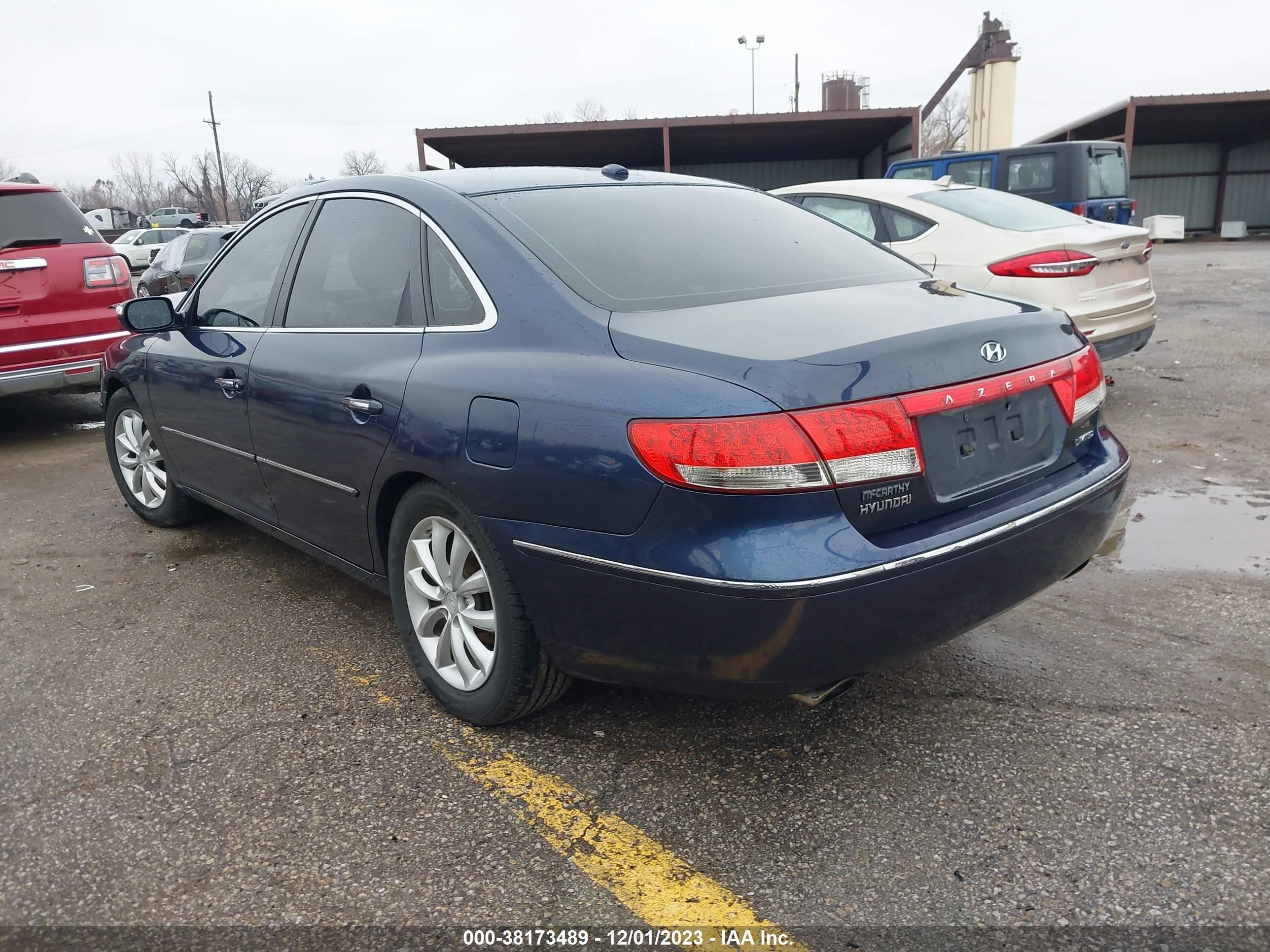 Photo 2 VIN: KMHFC46F38A256784 - HYUNDAI AZERA 