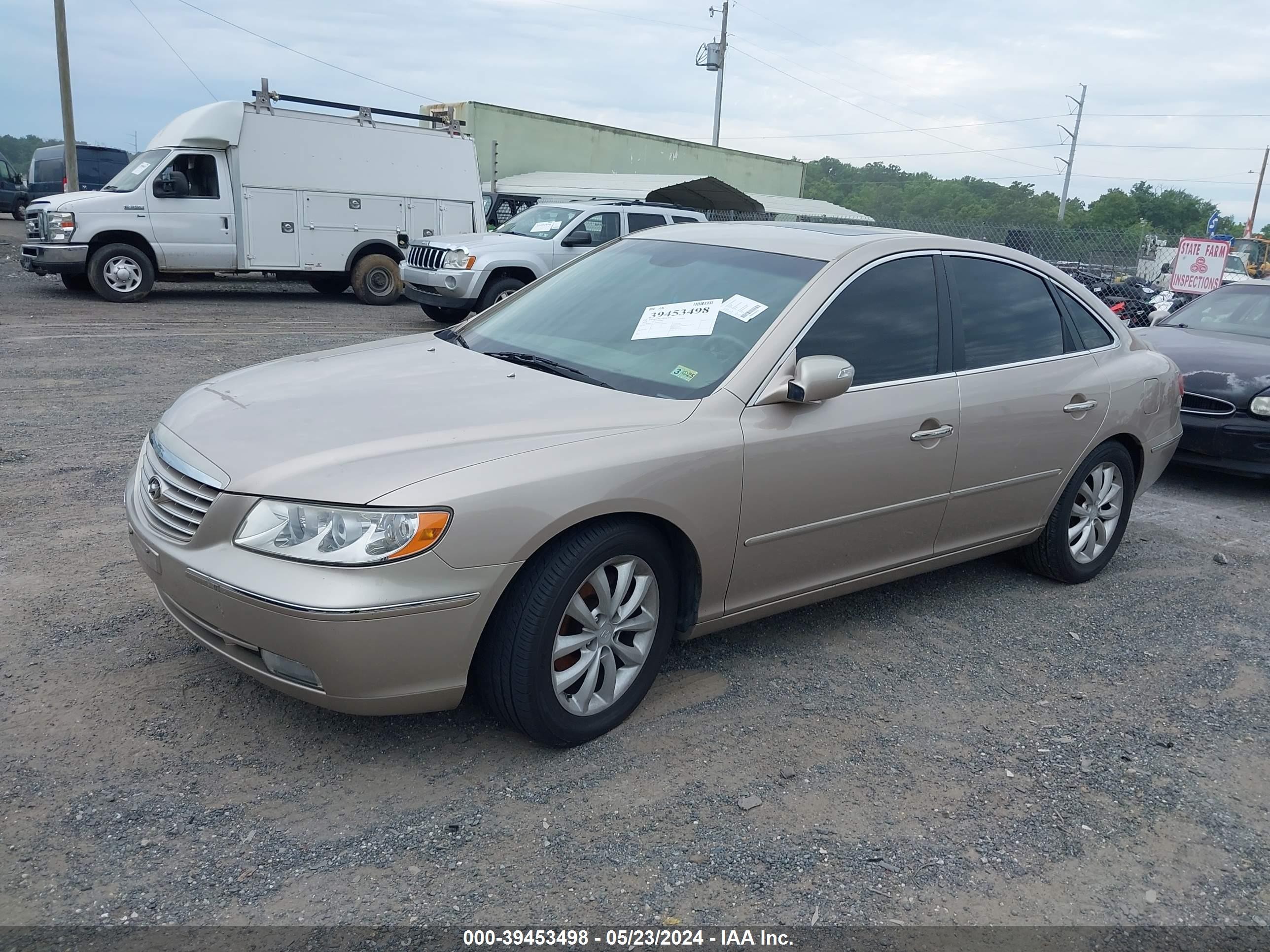 Photo 1 VIN: KMHFC46F38A263038 - HYUNDAI AZERA 