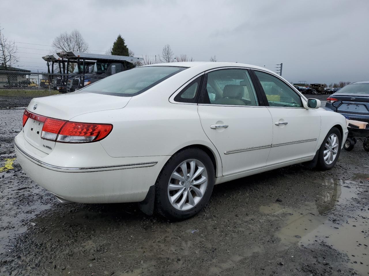 Photo 2 VIN: KMHFC46F56A087154 - HYUNDAI AZERA 