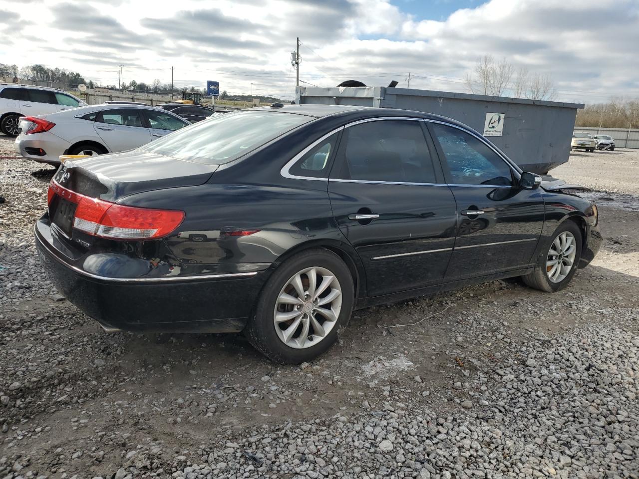 Photo 2 VIN: KMHFC46F58A293724 - HYUNDAI AZERA 