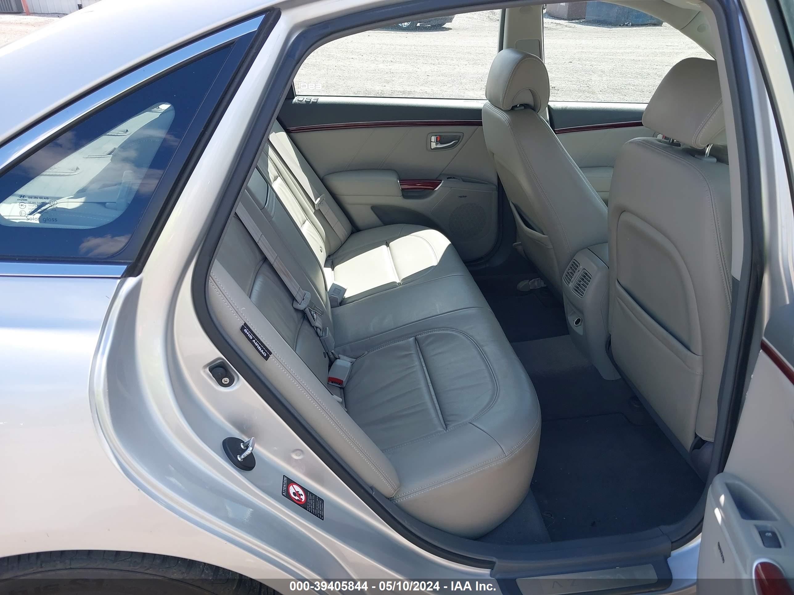 Photo 7 VIN: KMHFC46F68A303628 - HYUNDAI AZERA 