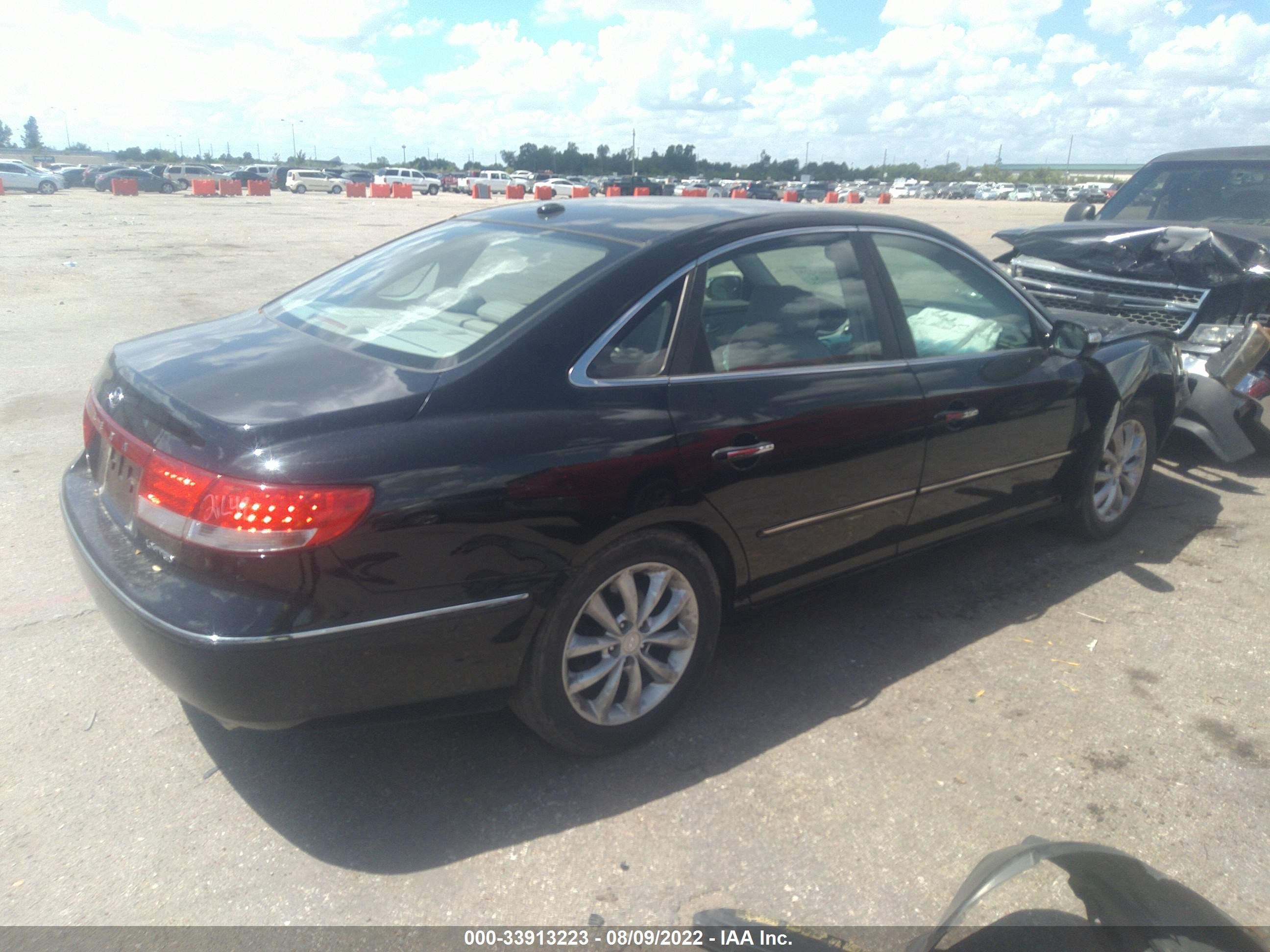 Photo 4 VIN: KMHFC46F68A316525 - HYUNDAI AZERA 