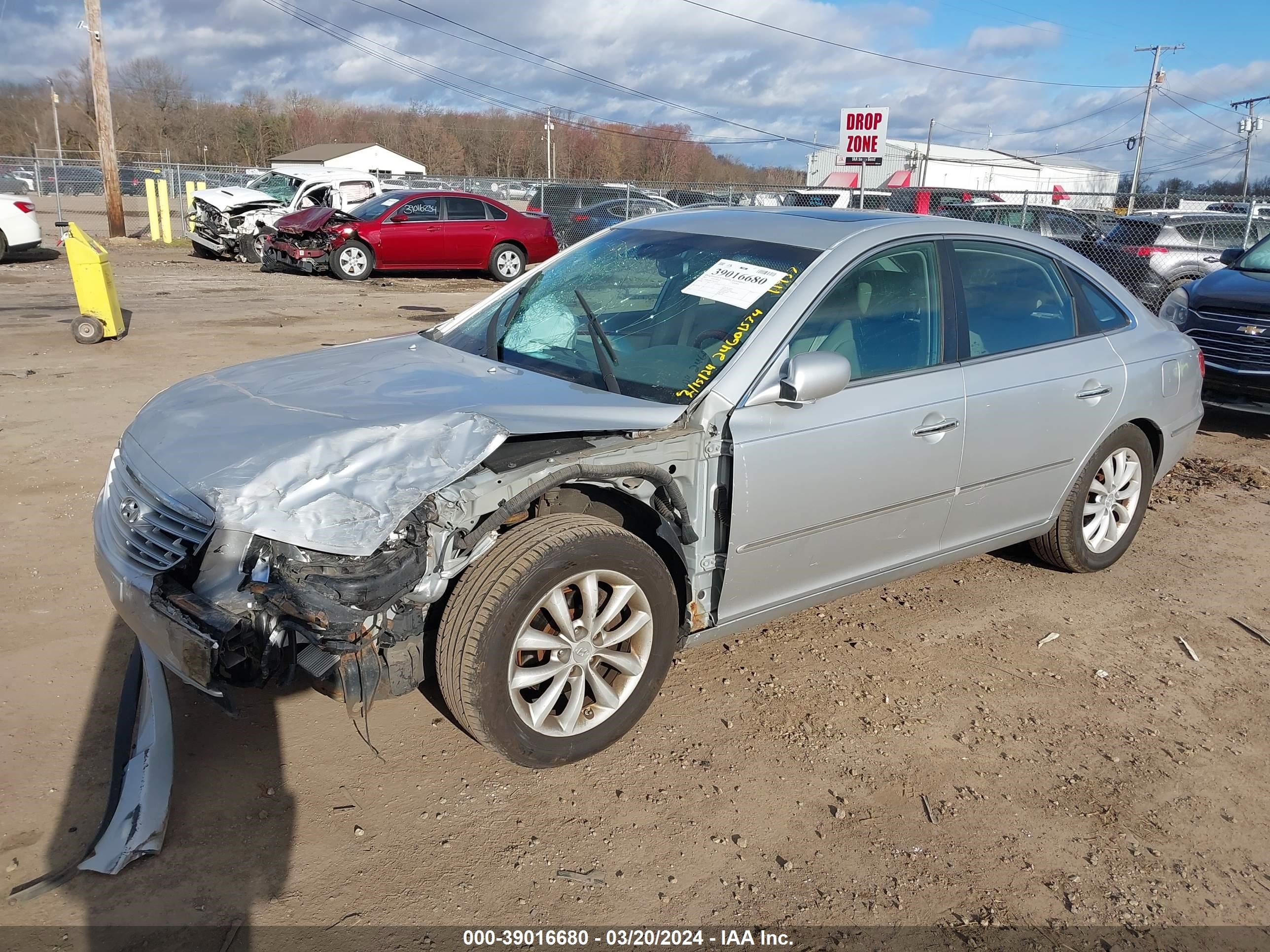 Photo 1 VIN: KMHFC46F77A215265 - HYUNDAI AZERA 