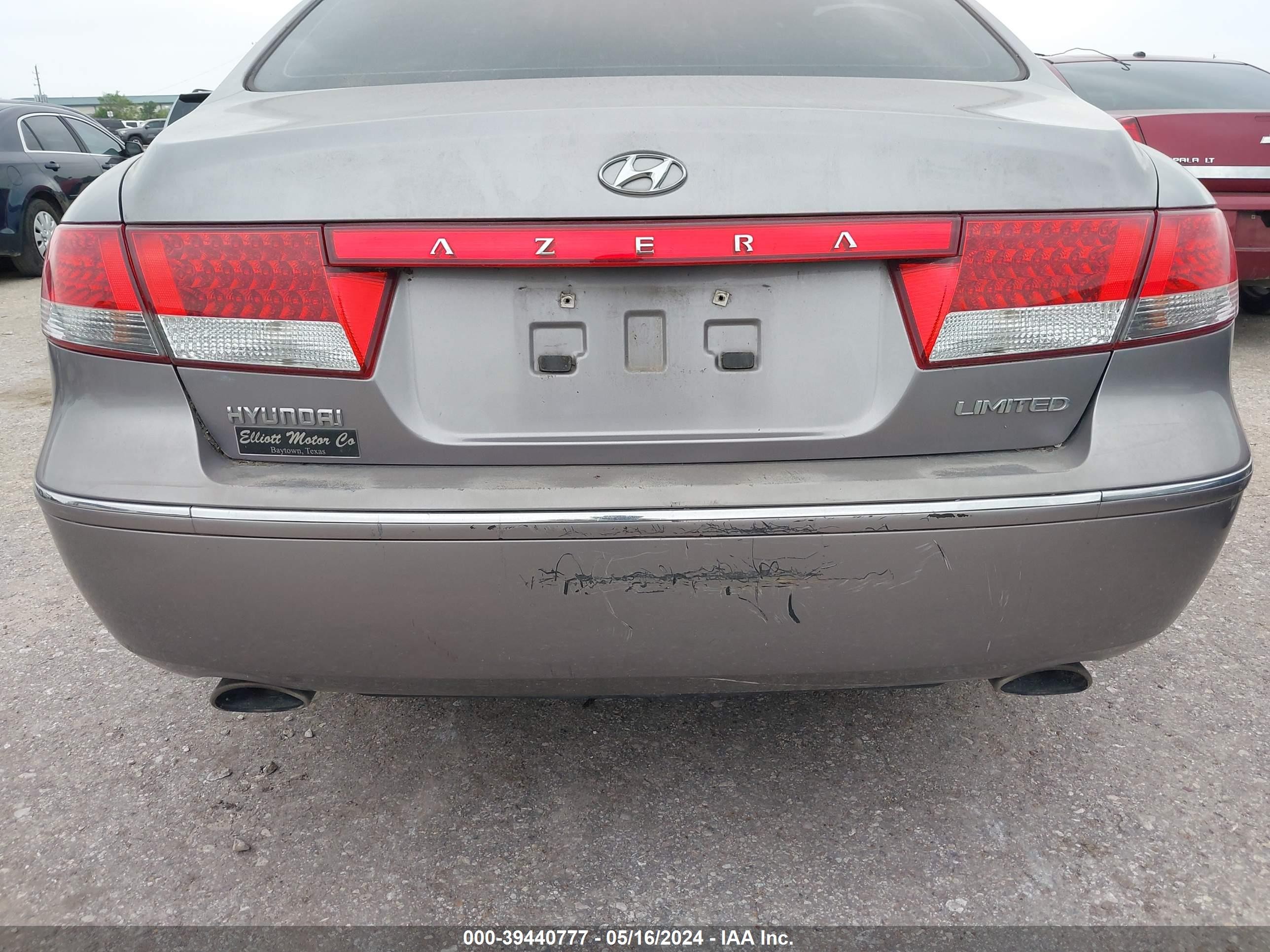 Photo 10 VIN: KMHFC46F88A254416 - HYUNDAI AZERA 