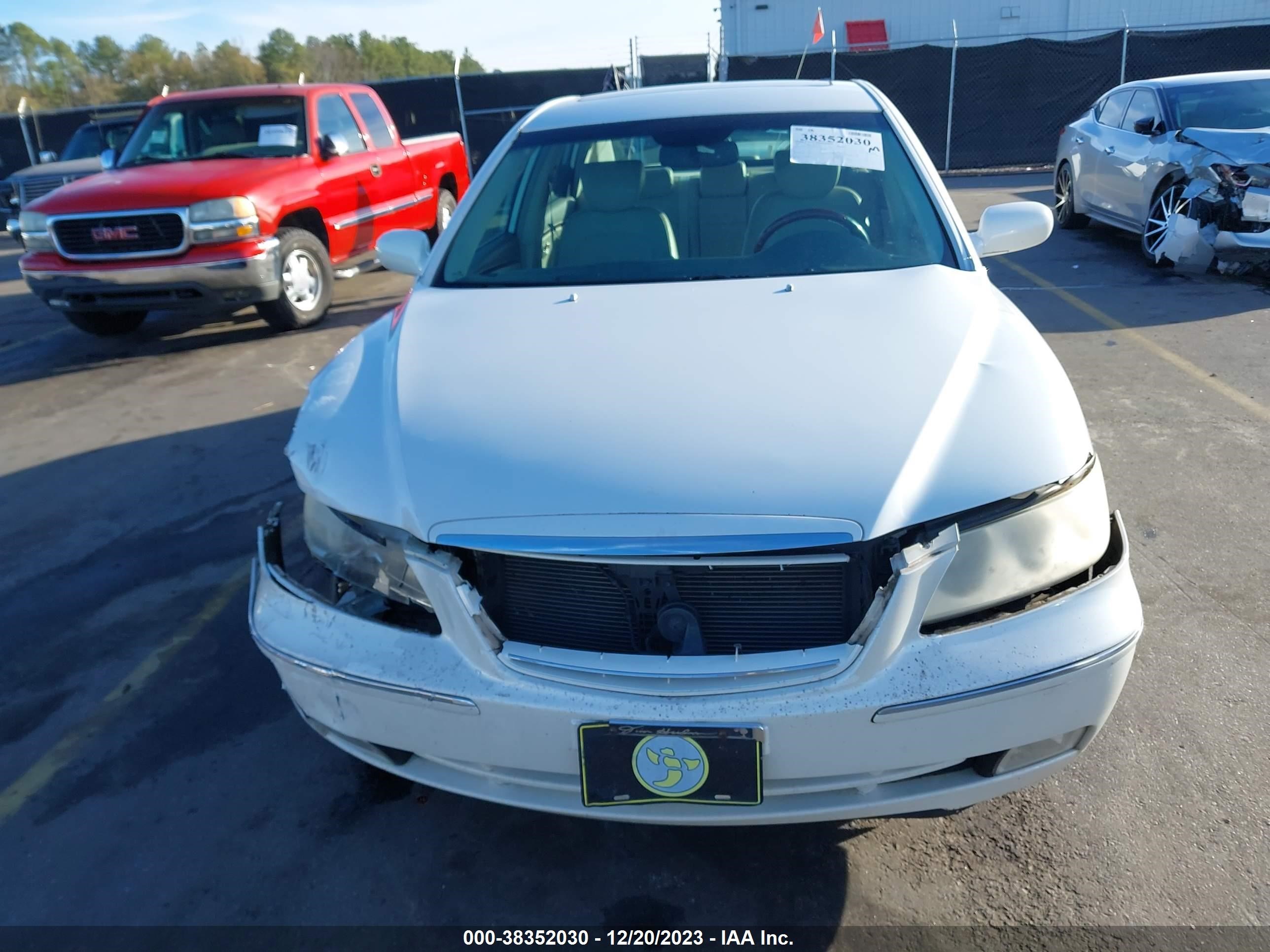 Photo 11 VIN: KMHFC46FX7A206558 - HYUNDAI AZERA 