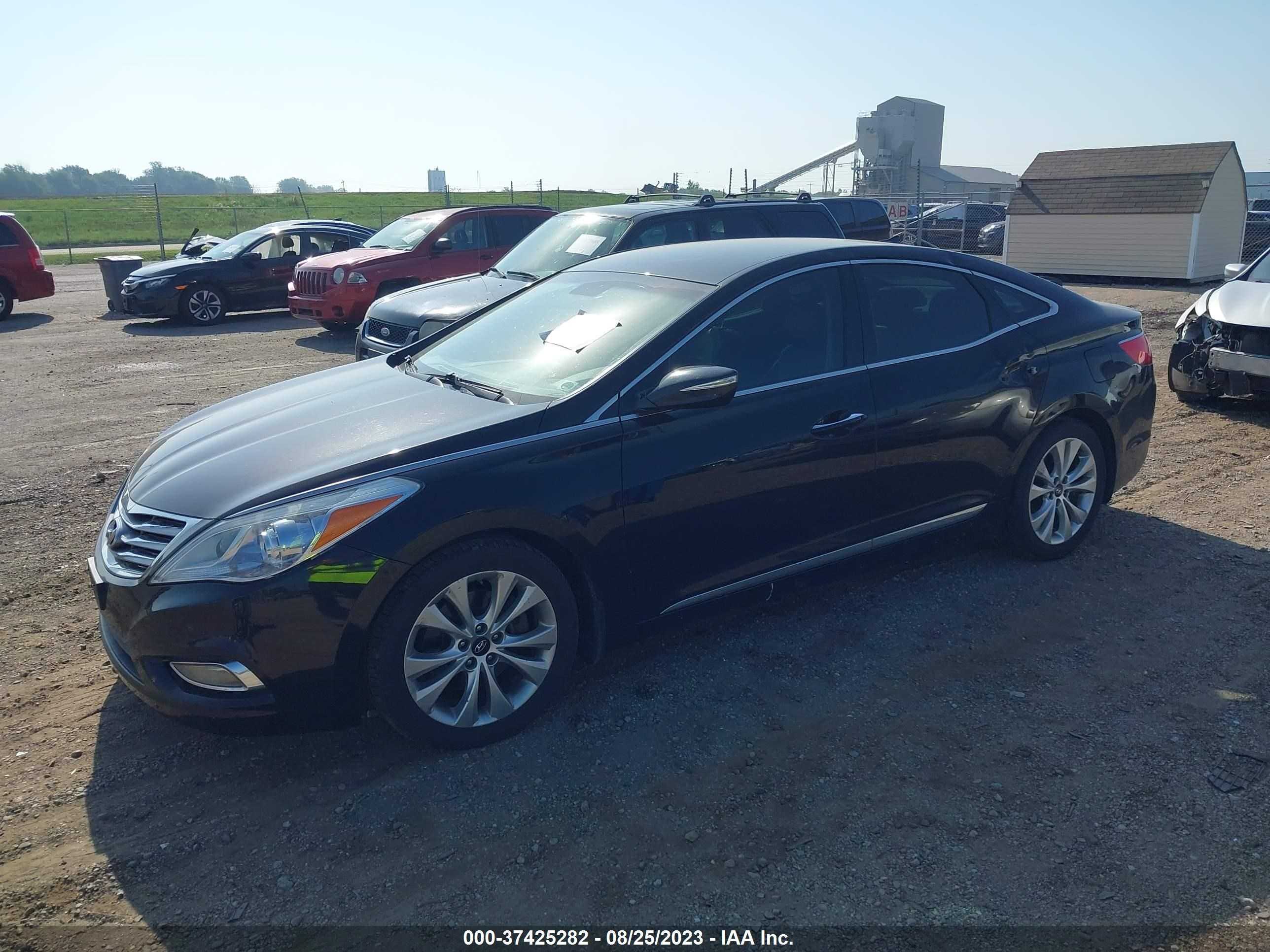 Photo 1 VIN: KMHFG4JG0CA180339 - HYUNDAI AZERA 