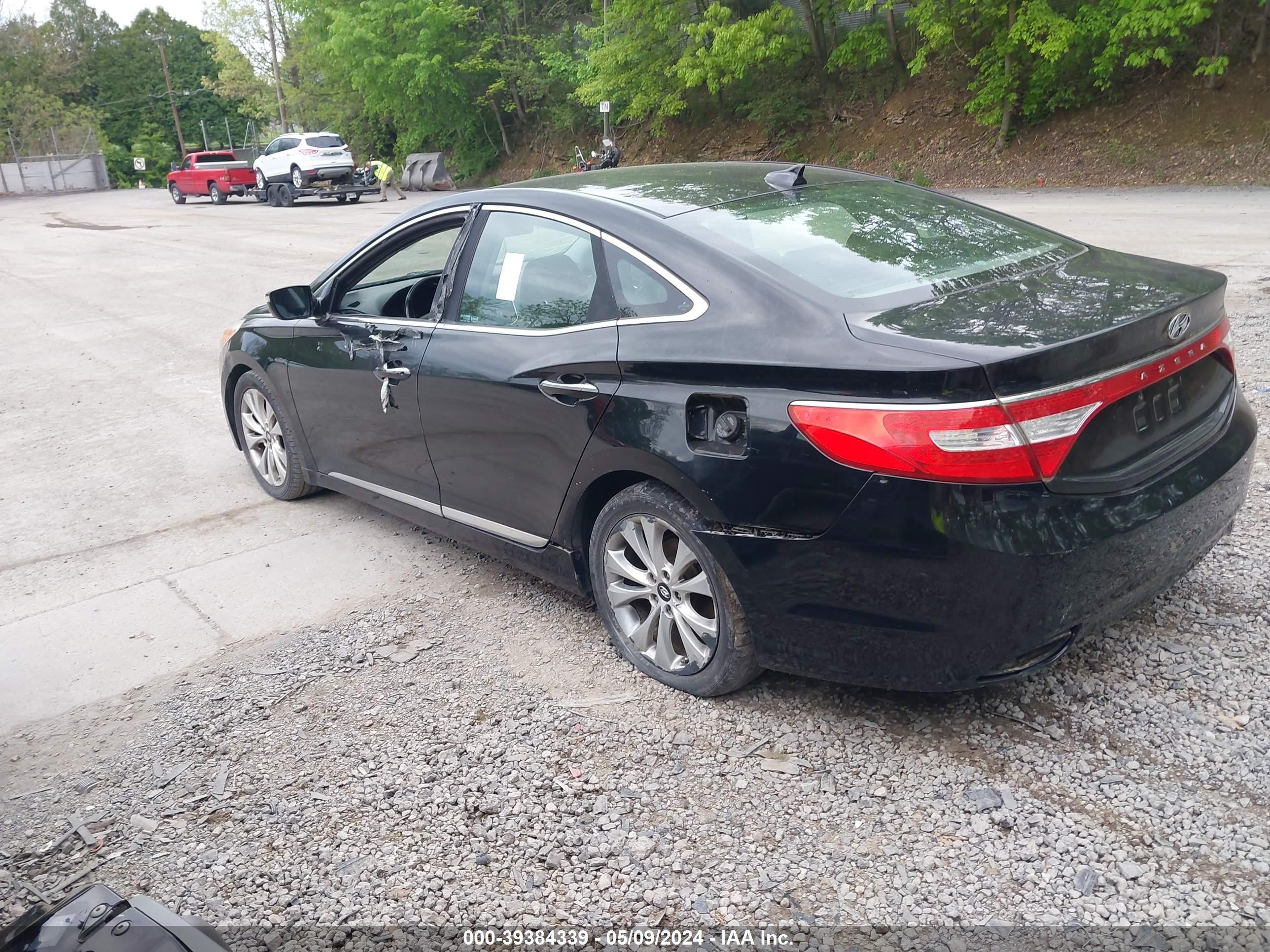 Photo 2 VIN: KMHFG4JG4CA138661 - HYUNDAI AZERA 