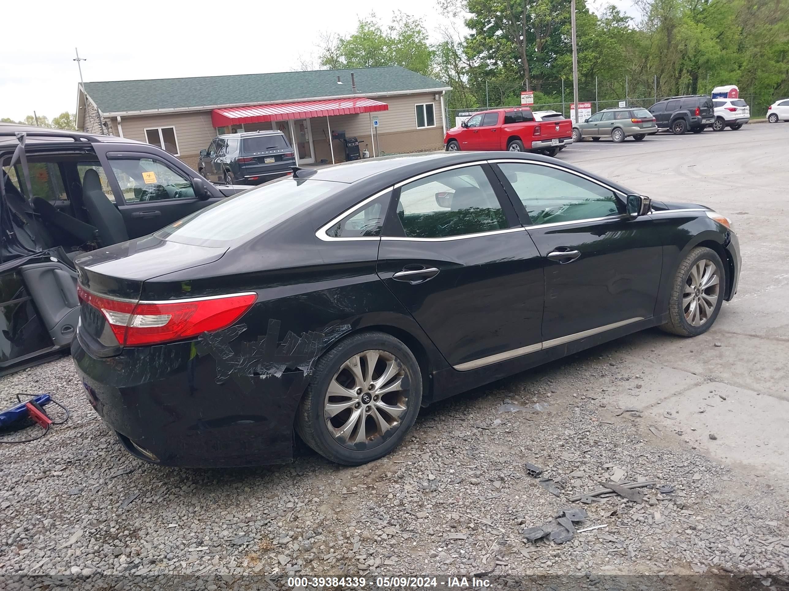 Photo 3 VIN: KMHFG4JG4CA138661 - HYUNDAI AZERA 