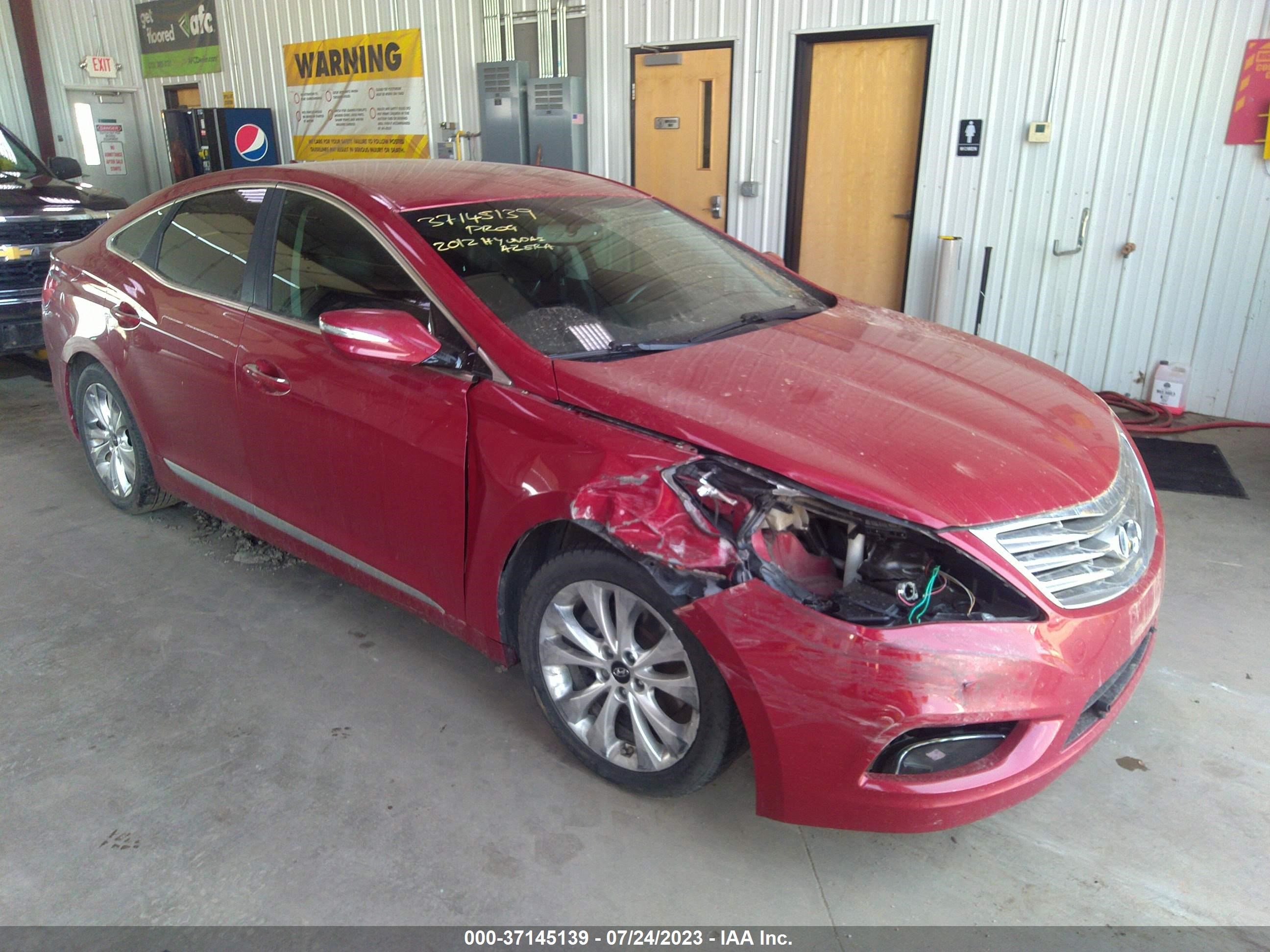 Photo 0 VIN: KMHFG4JG6CA149774 - HYUNDAI AZERA 