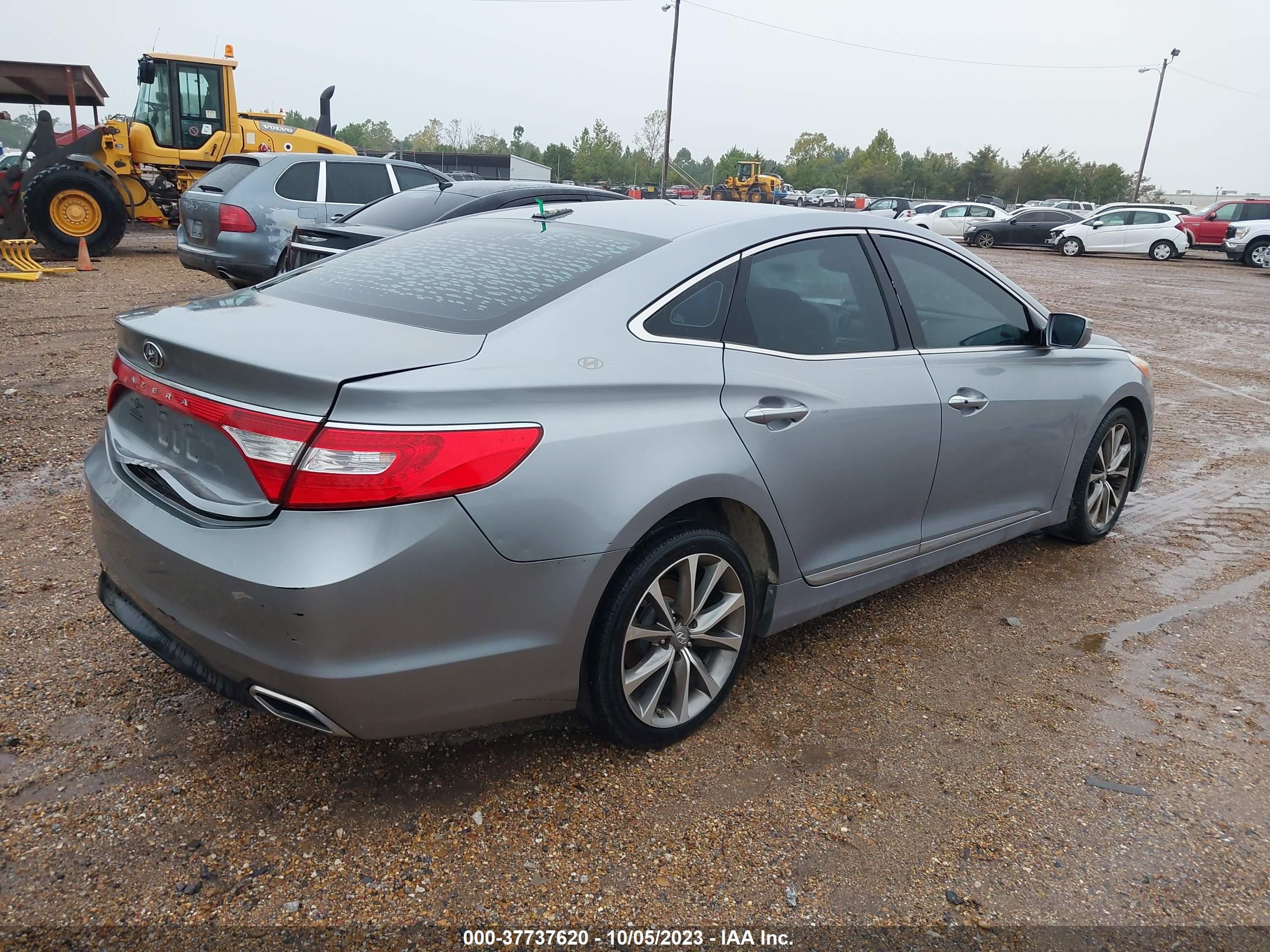 Photo 3 VIN: KMHFG4JG7FA453619 - HYUNDAI AZERA 