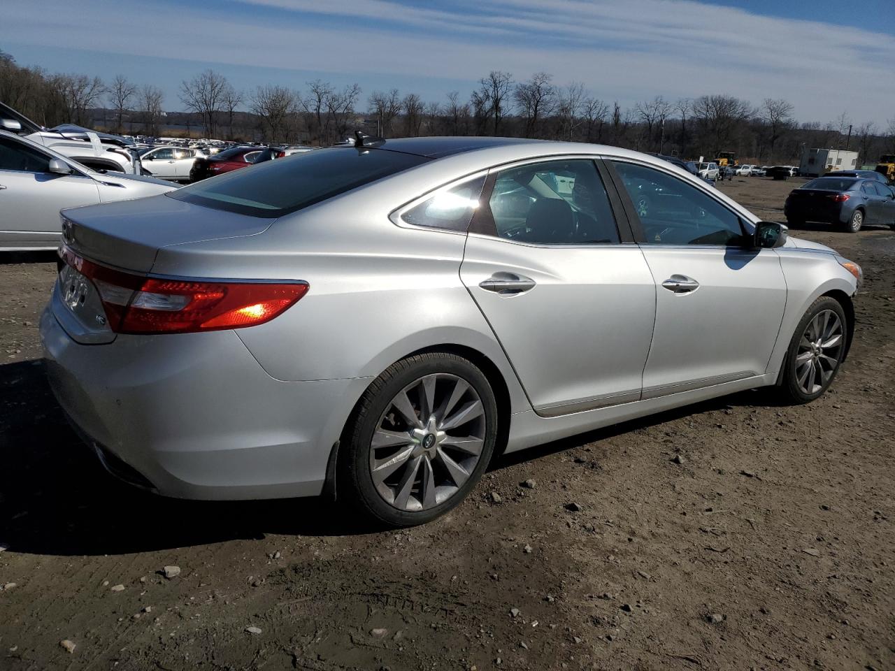 Photo 2 VIN: KMHFH4JG2CA188049 - HYUNDAI AZERA 