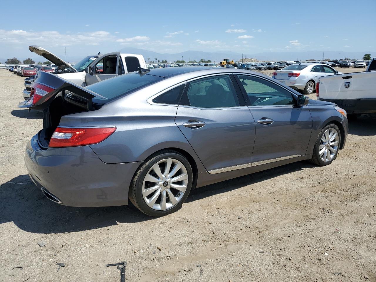 Photo 2 VIN: KMHFH4JG2DA210374 - HYUNDAI AZERA 