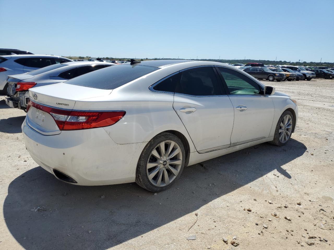 Photo 2 VIN: KMHFH4JG5EA362456 - HYUNDAI AZERA 