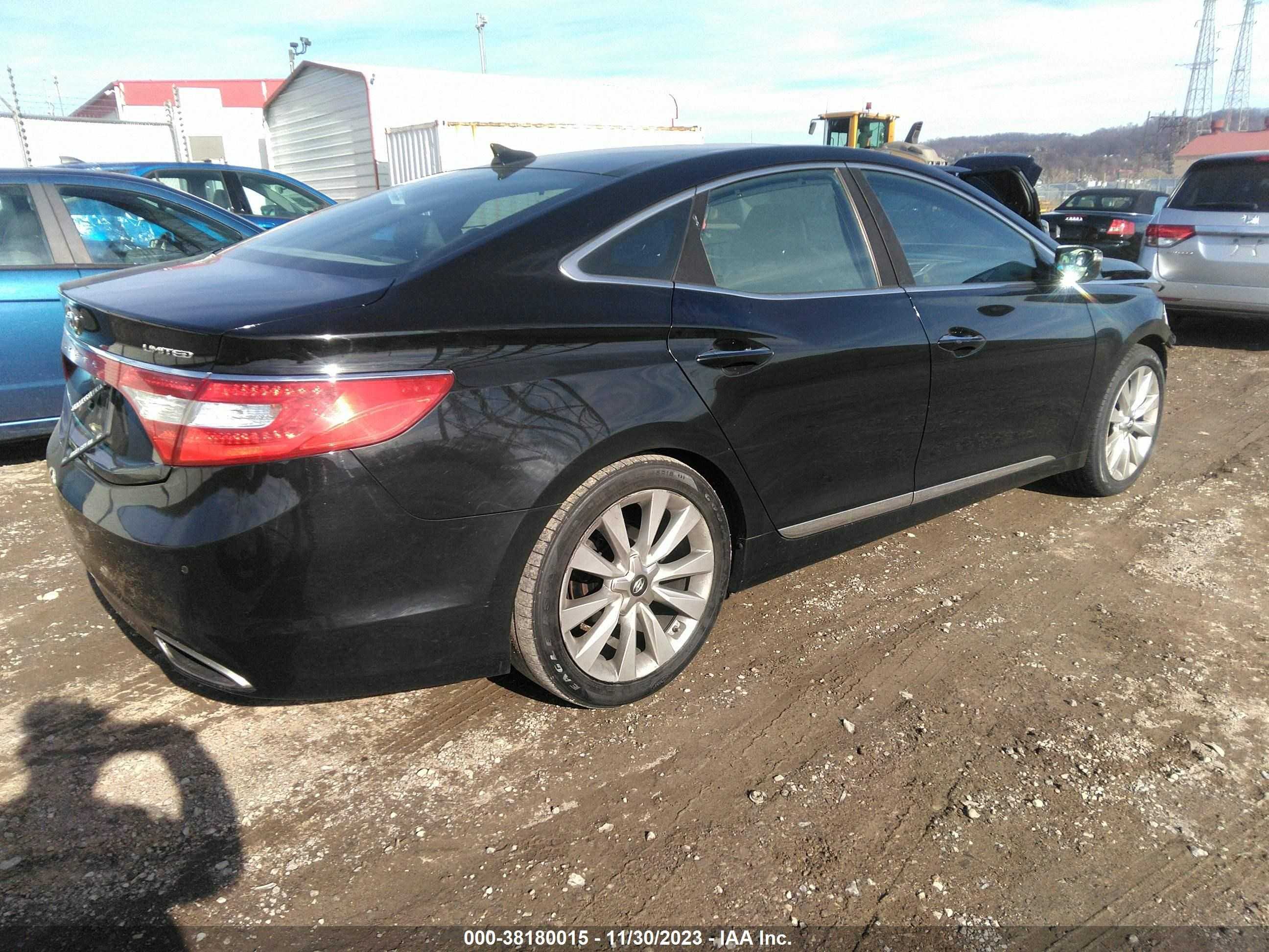 Photo 3 VIN: KMHFH4JG5EA400106 - HYUNDAI AZERA 