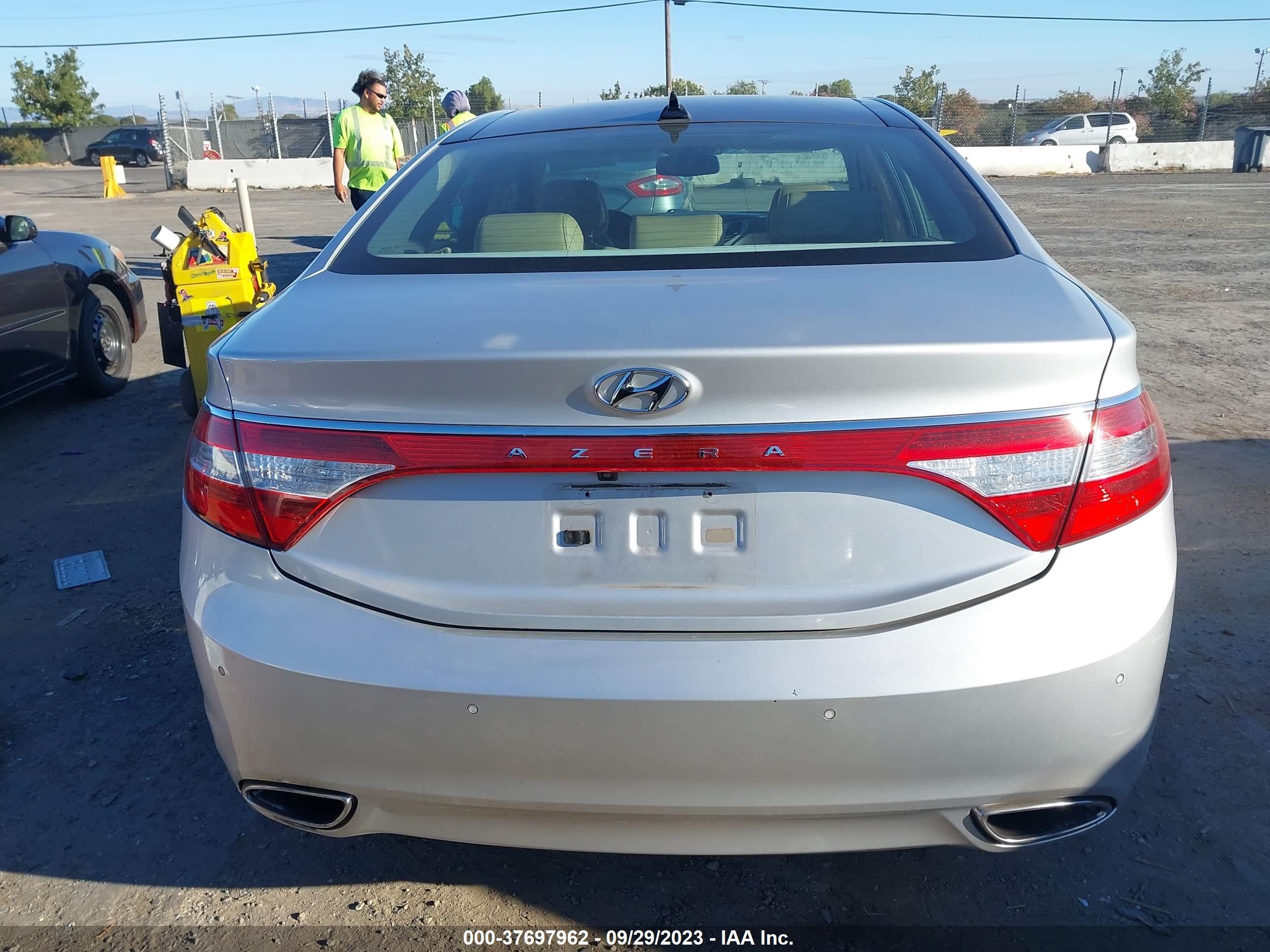 Photo 15 VIN: KMHFH4JG7DA256279 - HYUNDAI AZERA 