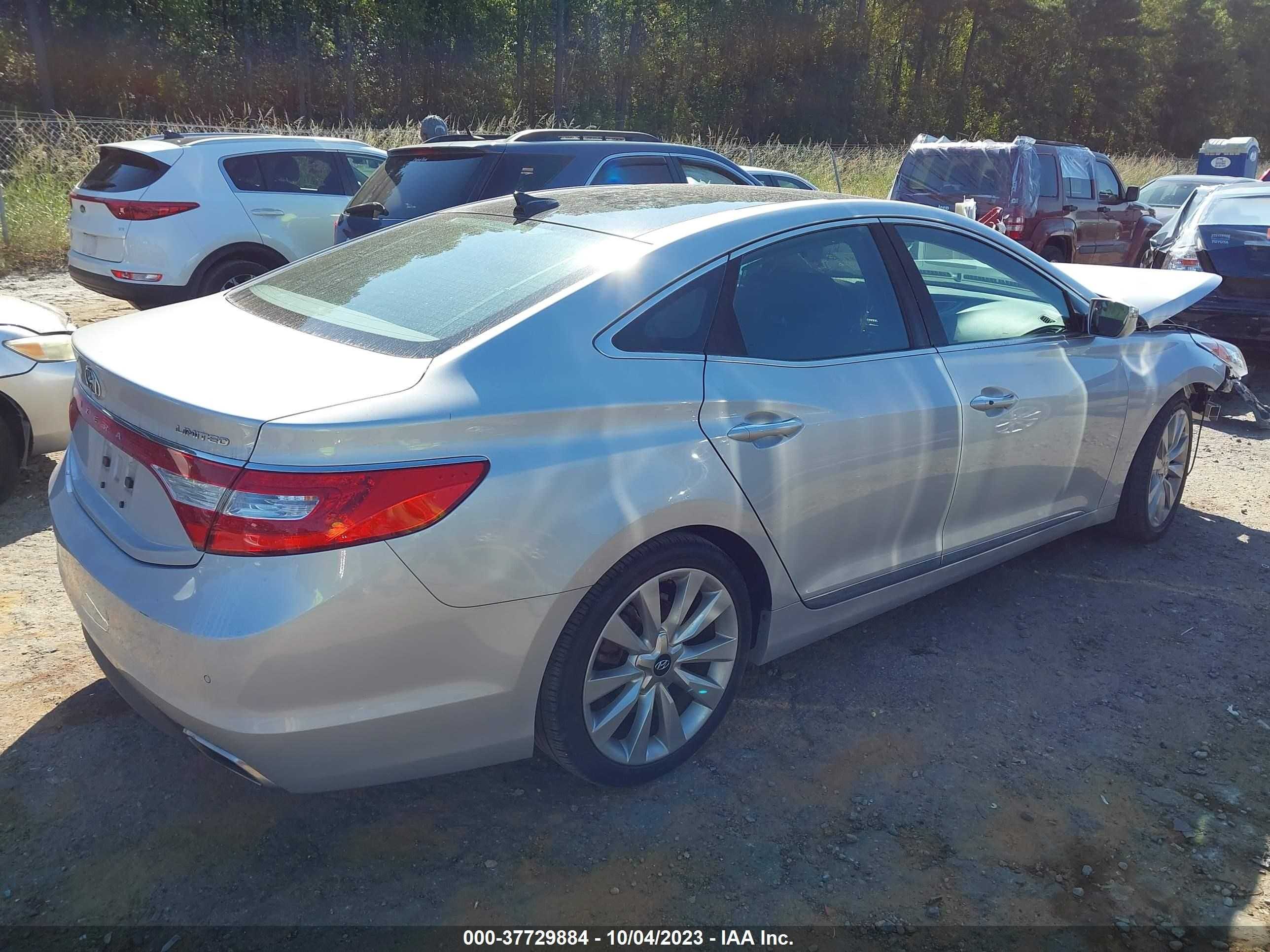 Photo 3 VIN: KMHFH4JG9GA550433 - HYUNDAI AZERA 