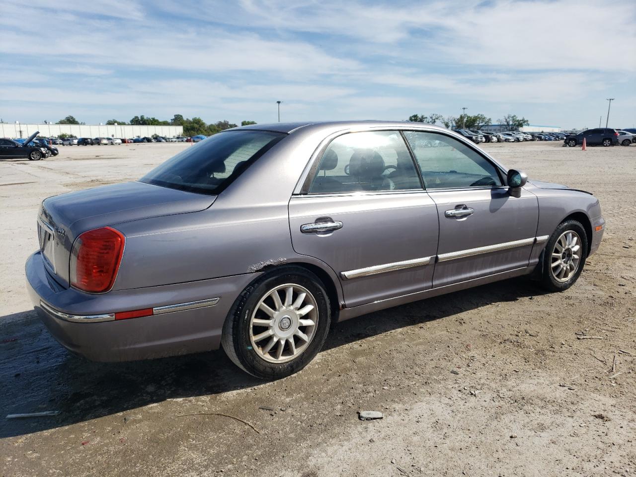 Photo 2 VIN: KMHFU45E25A401587 - HYUNDAI GRANDEUR 