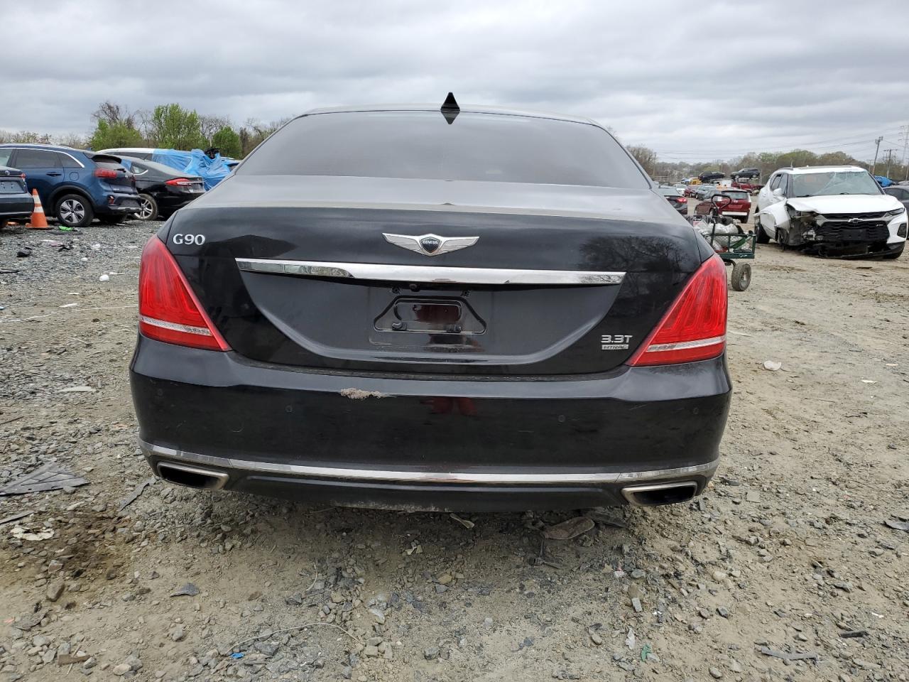 Photo 5 VIN: KMHG34JA2HU025566 - GENESIS G90 