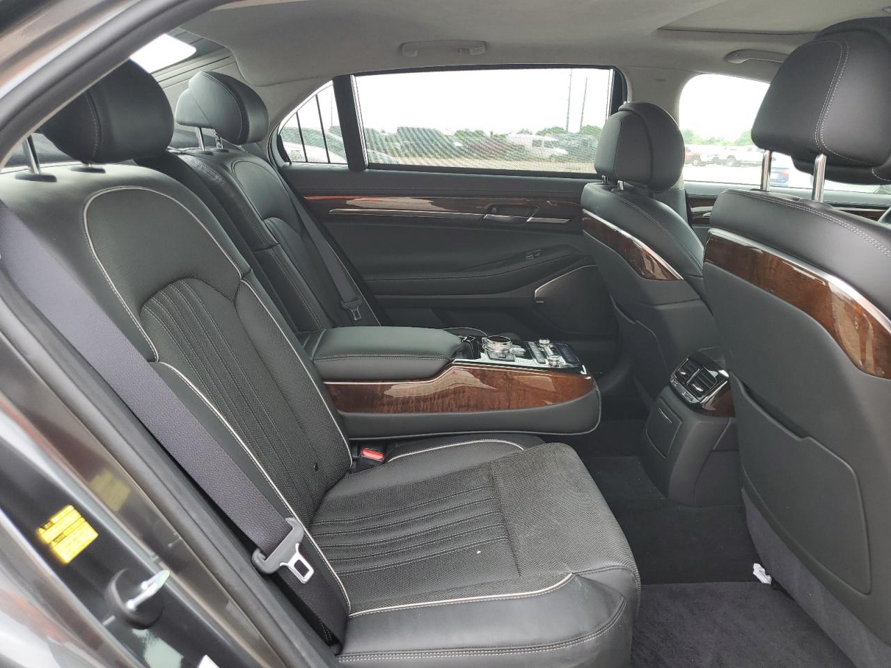 Photo 9 VIN: KMHG34JA2HU035059 - GENESIS G90 