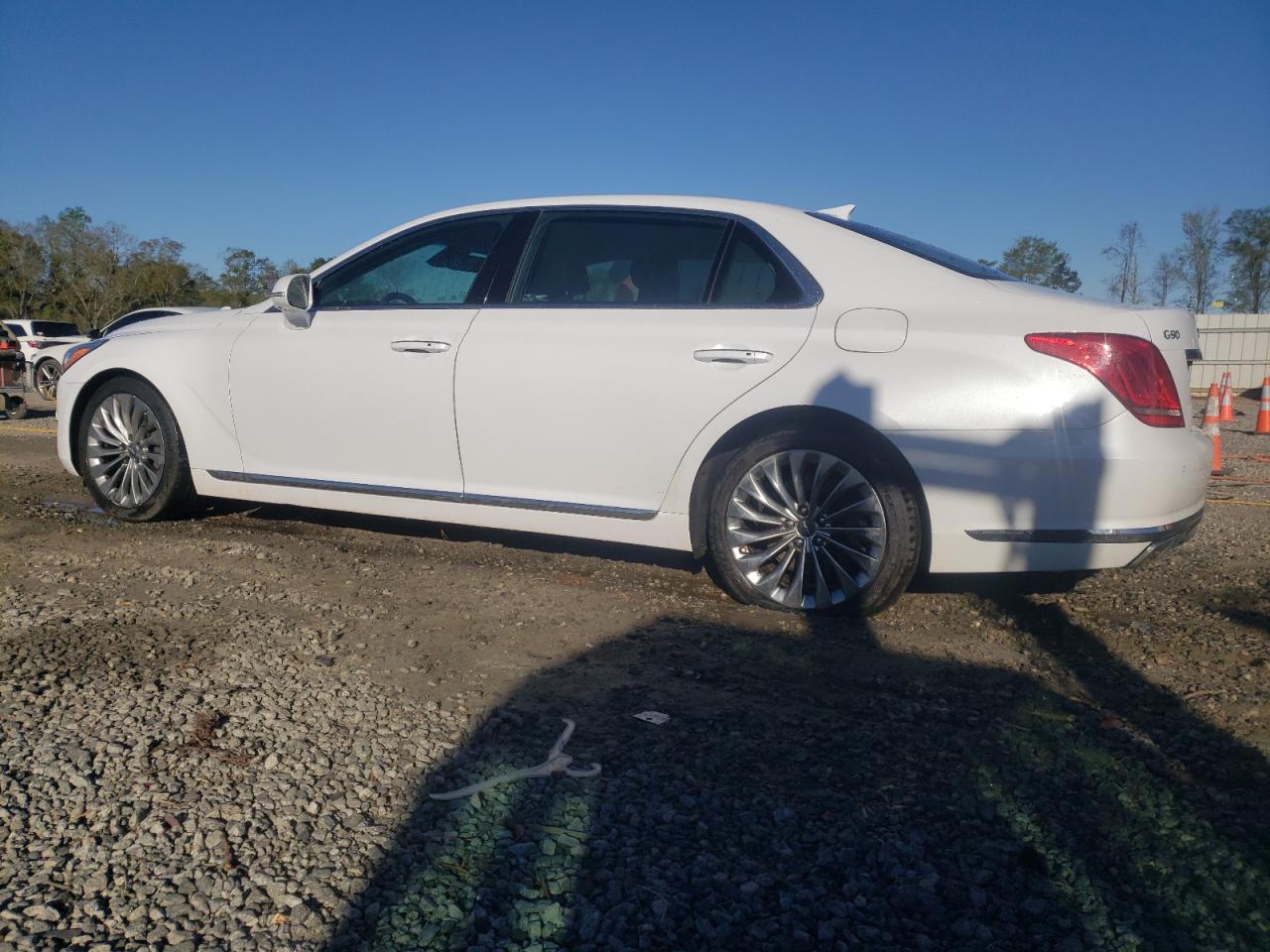 Photo 1 VIN: KMHG34JA7HU034098 - GENESIS G90 