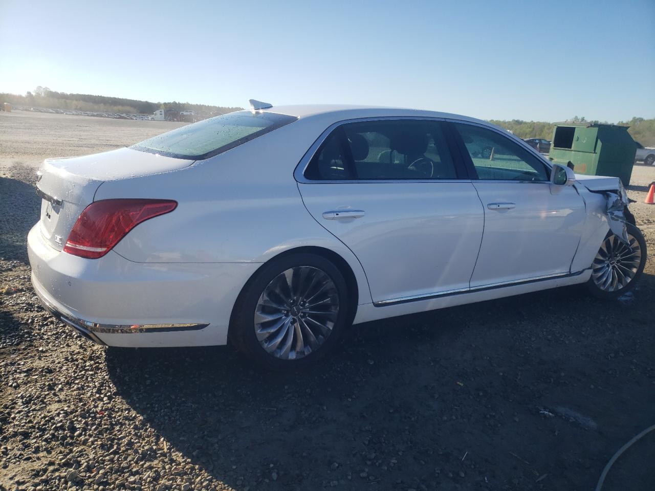 Photo 2 VIN: KMHG34JA7HU034098 - GENESIS G90 