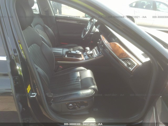 Photo 4 VIN: KMHG34JA8HU025605 - HYUNDAI GENESIS 