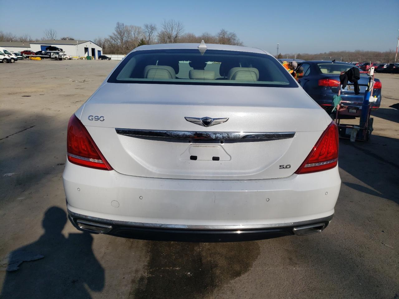 Photo 5 VIN: KMHG54JH3HU031626 - GENESIS G90 