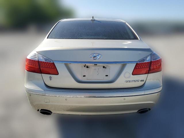 Photo 5 VIN: KMHGC46F09U033896 - HYUNDAI GENESIS 