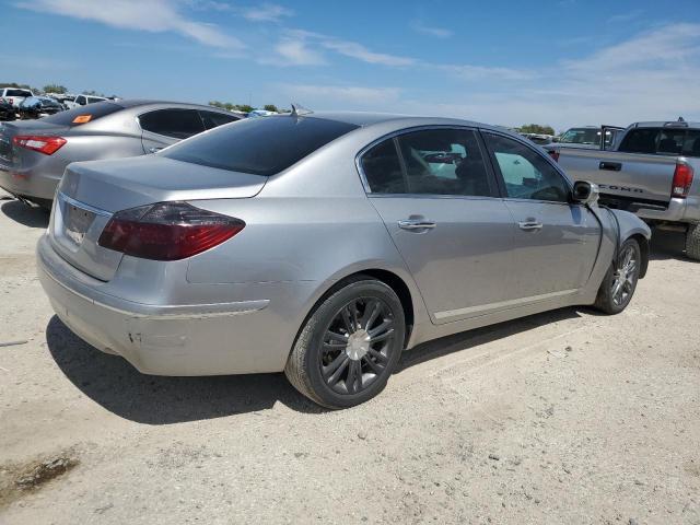 Photo 2 VIN: KMHGC46F39U062227 - HYUNDAI GENESIS 