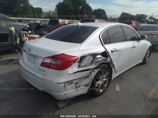 Photo 3 VIN: KMHGC4DD0EU260906 - HYUNDAI GENESIS 