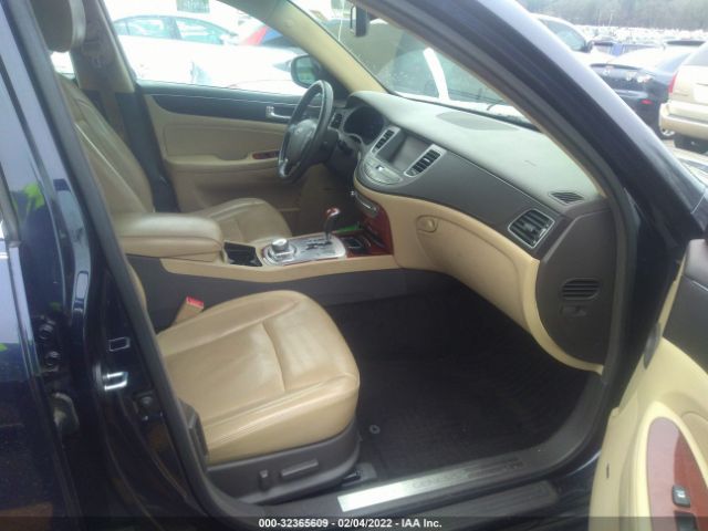 Photo 4 VIN: KMHGC4DD1CU204938 - HYUNDAI GENESIS 