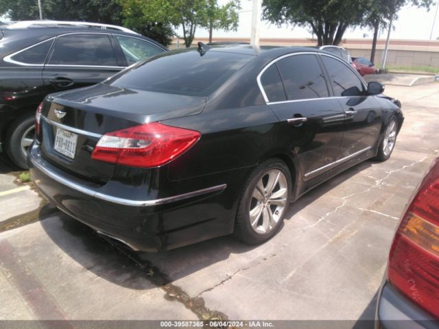 Photo 3 VIN: KMHGC4DD1DU224303 - HYUNDAI GENESIS 