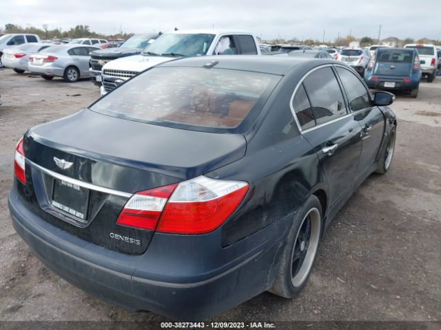 Photo 3 VIN: KMHGC4DD2CU168869 - HYUNDAI GENESIS 