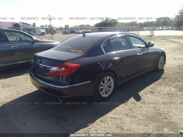 Photo 3 VIN: KMHGC4DD2CU177720 - HYUNDAI GENESIS 