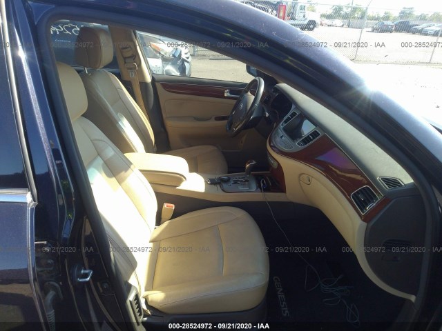 Photo 4 VIN: KMHGC4DD2CU177720 - HYUNDAI GENESIS 