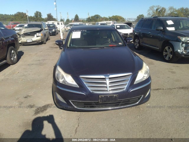 Photo 5 VIN: KMHGC4DD2CU177720 - HYUNDAI GENESIS 