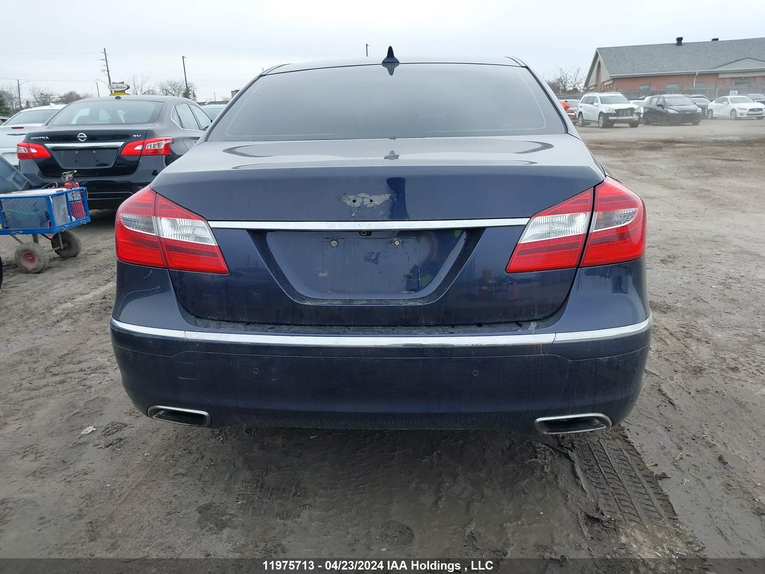 Photo 15 VIN: KMHGC4DD2DU223046 - HYUNDAI GENESIS 