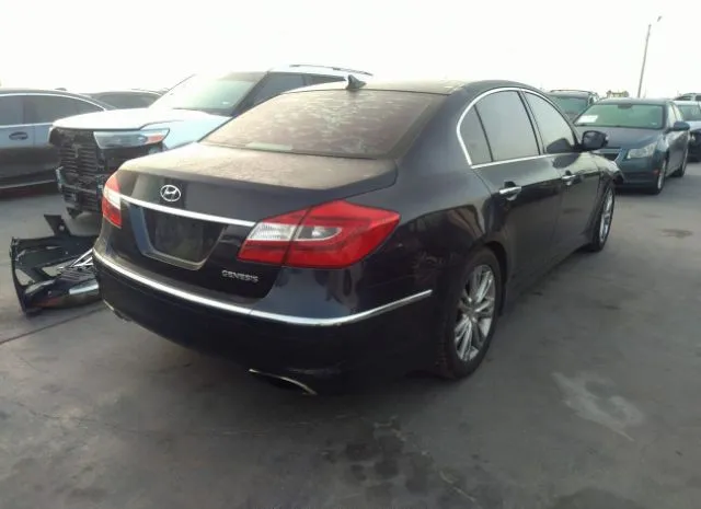 Photo 3 VIN: KMHGC4DD3CU166063 - HYUNDAI GENESIS 