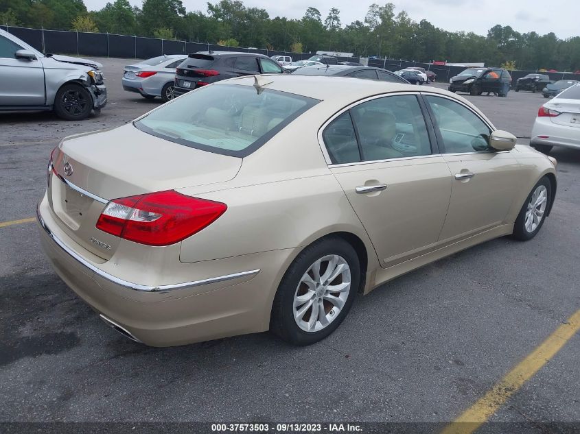 Photo 3 VIN: KMHGC4DD3CU178259 - HYUNDAI GENESIS 