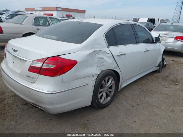 Photo 3 VIN: KMHGC4DD3DU249767 - HYUNDAI GENESIS 